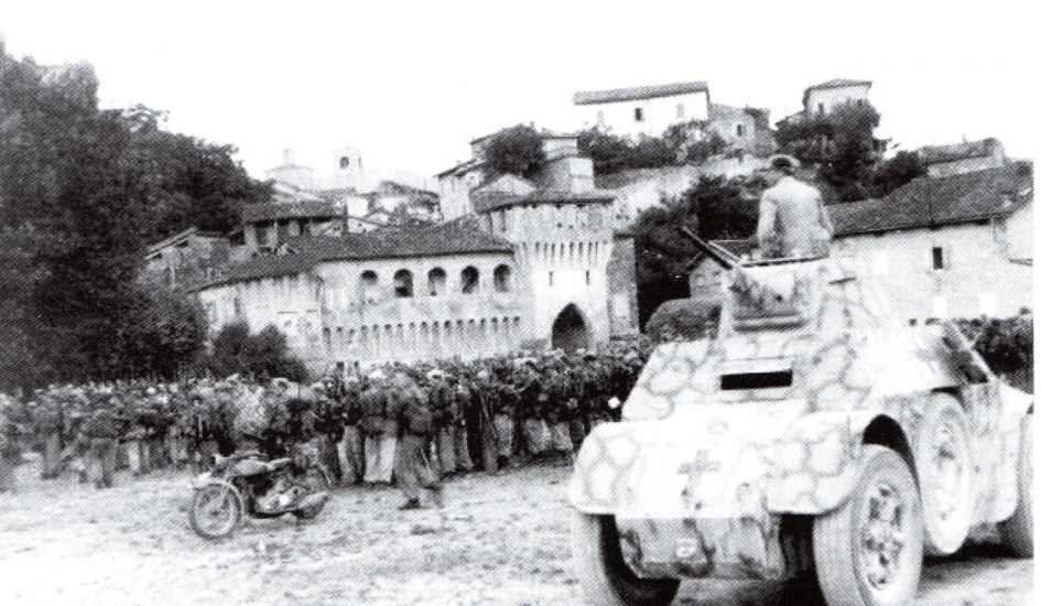 Fotografia scattata durante il rastrellamento nazista a Castellarano il 20 luglio 1944