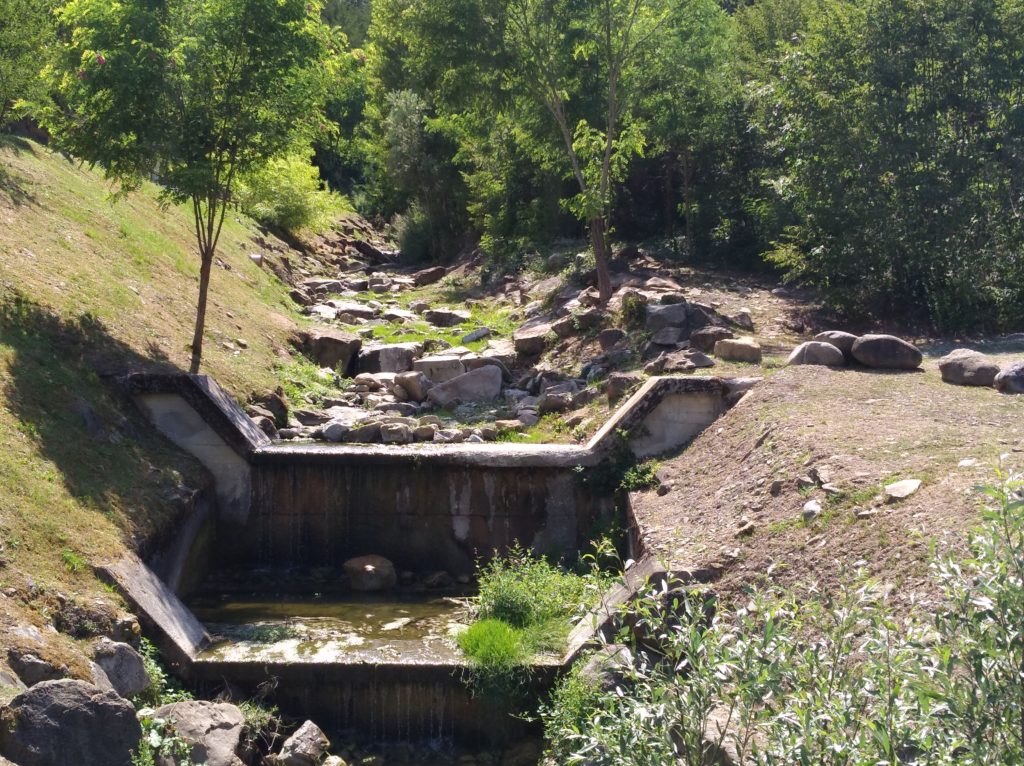 Piccolo corso d'acqua nei pressi della Centrale idroelettrica di Farneta.