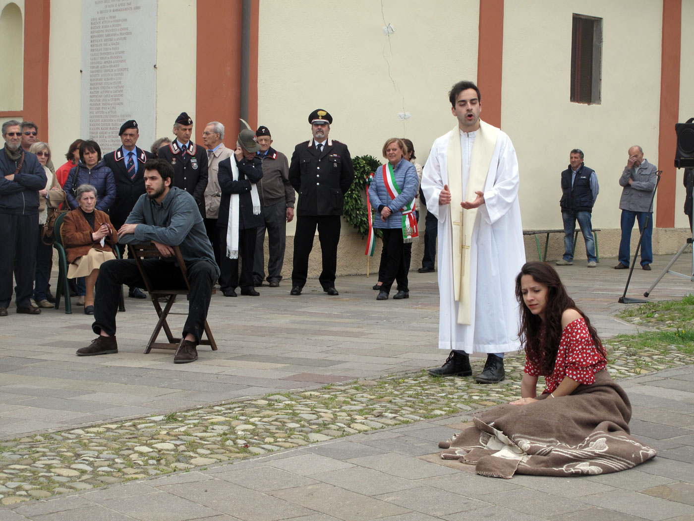 Commemorazione a Festà con lo spettacolo teatrale Il colpo inatteso