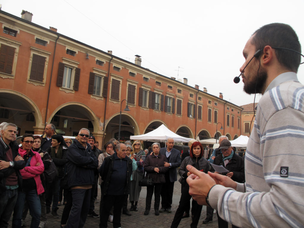 4 novembre piazza piccola 