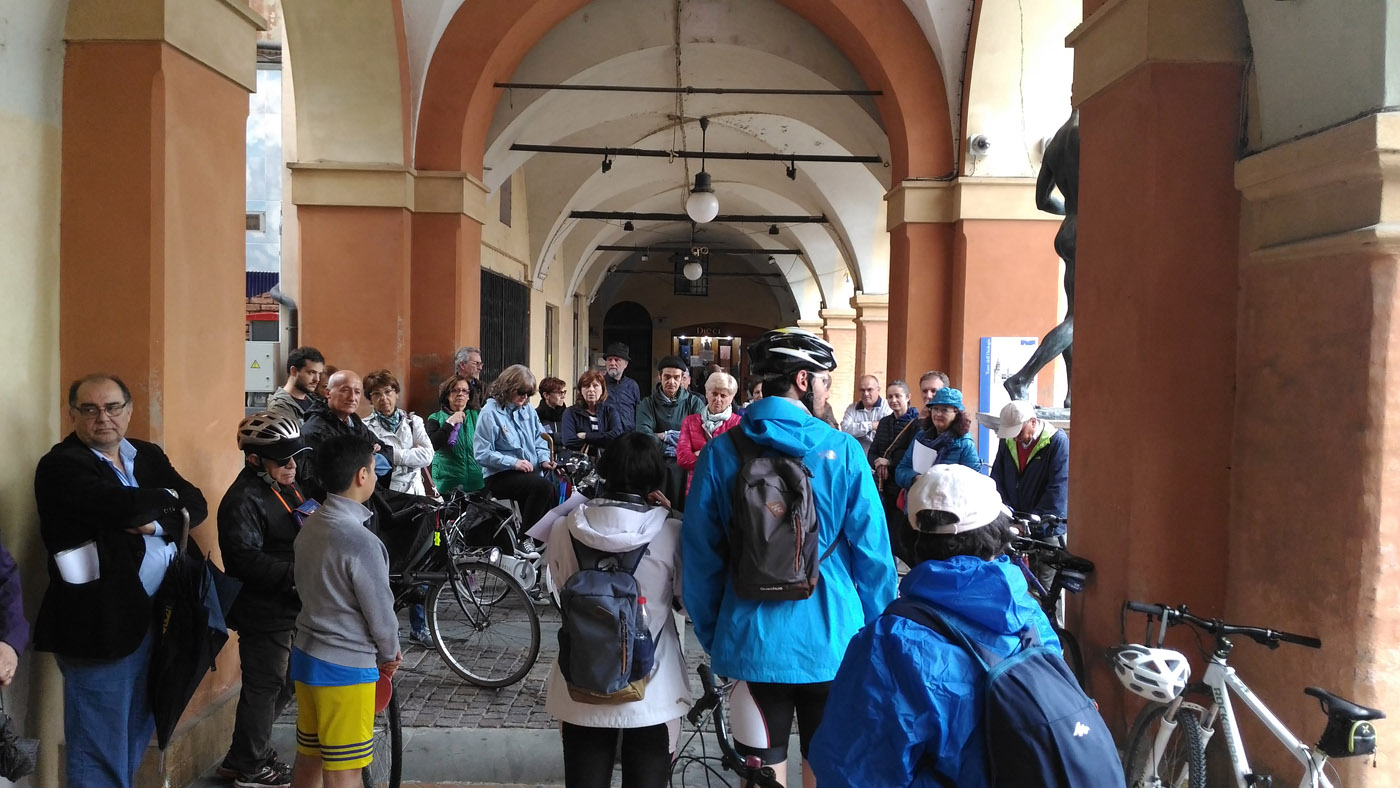 1° maggio 2018, partenza della pedalata sulla storia del lavoro a Sassuolo nel dopoguerra