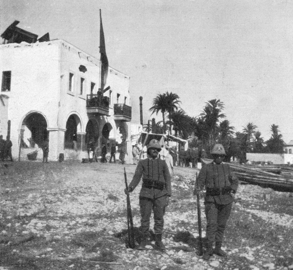 1911: comando italiano nel porto di Derna