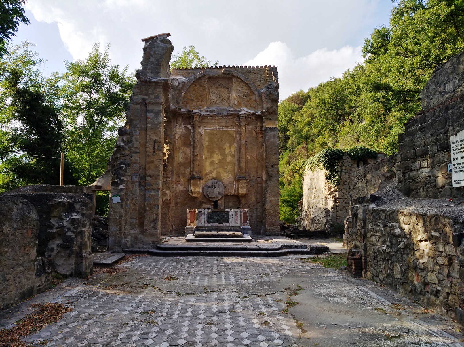 strage di Marzabotto - Le rovine della chiesa di Casaglia