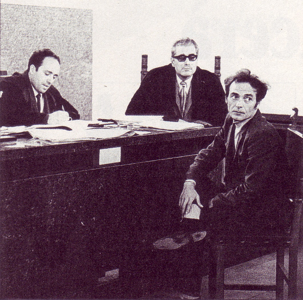 Strategia della tensione. Pietro Valpreda durante un'udienza del processo per la strage di Piazza Fontana. Foto via Wikimedia Commons