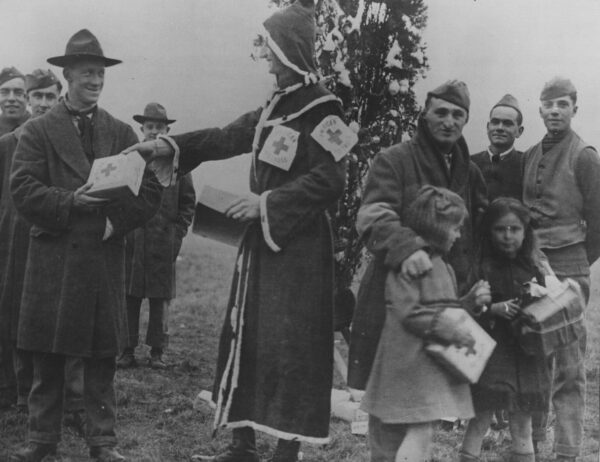 Attività della Croce rossa americana nel Natale del 1918